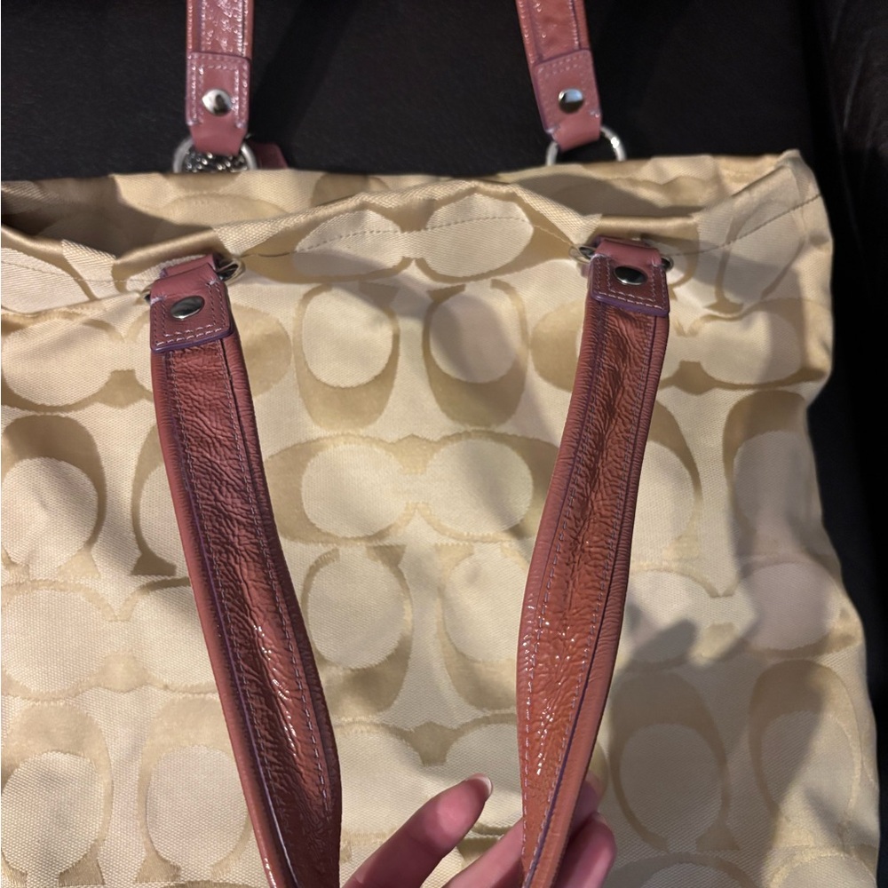 Coach Poppy RARE Glam Bag Tote - Picture 5 of 12